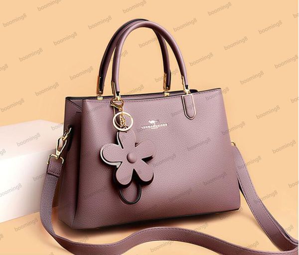 designer bag, simple and westernized,versatile, one shoulder fashionable and large capacity handbag, new 2023 crossbody bag, one shoulder ba
designer bag, simple and westernized,versatile, one shoulder fashionable and large capacity handbag, new 2023 crossbody bag, one shoulder ba