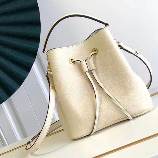 counter quality designer bucket bag luxury handbag 20cm high imitation shoulder bag with box zl057
counter quality designer bucket bag luxury handbag 20cm high imitation shoulder bag with box zl057