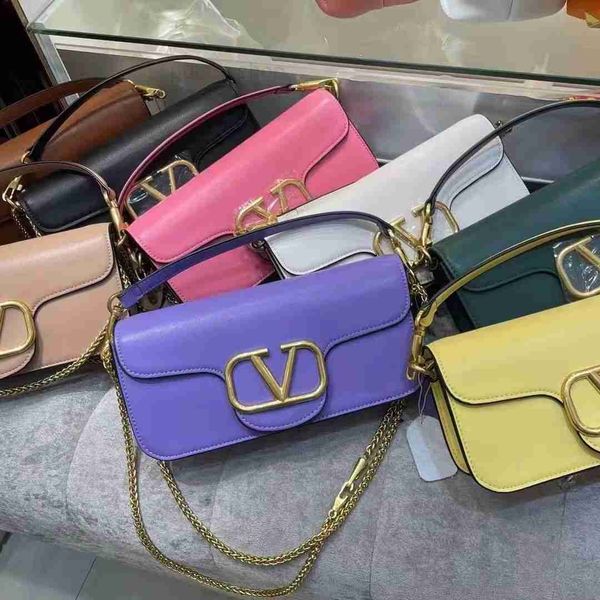 valentinoes designer and evening spring bag summer classy new loco handheld fashion big v-button metal chain small square women's shoul
valentinoes designer and evening spring bag summer classy new loco handheld fashion big v-button metal chain small square women's shoul