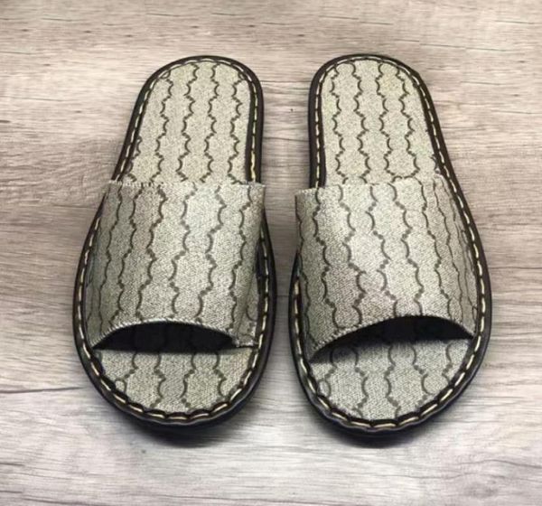 2021 fashion brand slides slippers luxurys designers sandal mens women sandals old flower shoes shoes190909771794, Black
2021 fashion brand slides slippers luxurys designers sandal mens women sandals old flower shoes shoes190909771794, Black