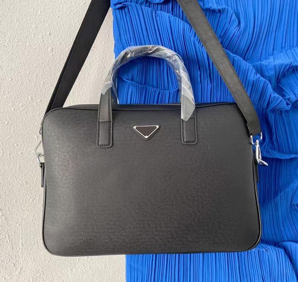 designers briefcase handbag crossbody bag classic men briefcases bag office laphandbags highcapacity business tr4741938
designers briefcase handbag crossbody bag classic men briefcases bag office laphandbags highcapacity business tr4741938