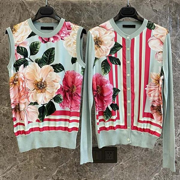sweaters highquality women's silk sweater runway sicily retro flower print button cardigan +tank fashion allmatch suit for 2021, White;black
sweaters highquality women's silk sweater runway sicily retro flower print button cardigan +tank fashion allmatch suit for 2021, White;black