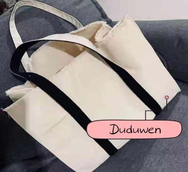 classic c canvas shopping bag printed fashion beach bag chain travel tote wash bag printed letters cosmetic storage case7918327
classic c canvas shopping bag printed fashion beach bag chain travel tote wash bag printed letters cosmetic storage case7918327