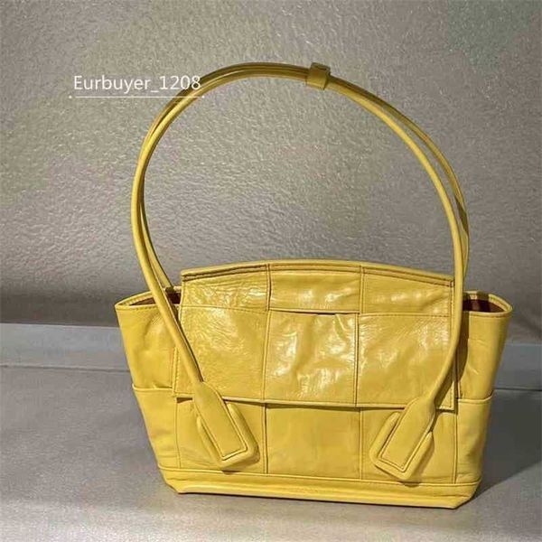tote bag arco33 handbags venetas designer bottegas french jodie pleated oil wax leather woven handbag one shoulder women's zc
tote bag arco33 handbags venetas designer bottegas french jodie pleated oil wax leather woven handbag one shoulder women's zc