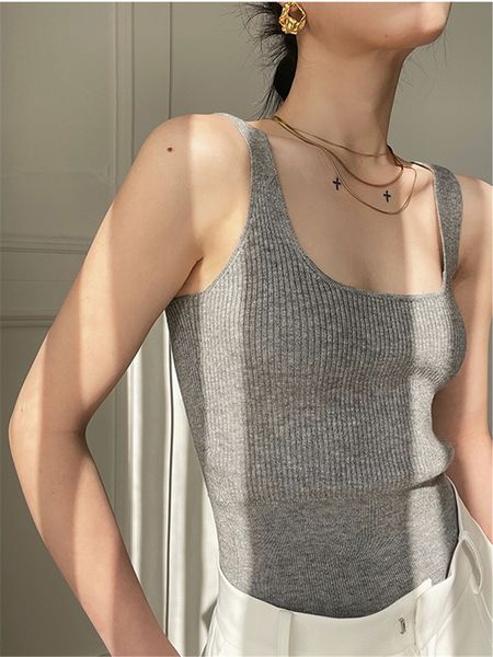 camisoles tanks camisole women summer new sleeveless elegant fashion ladies korean pullovers slim knitted vests female skinny tank 230420, Black;white
camisoles tanks camisole women summer new sleeveless elegant fashion ladies korean pullovers slim knitted vests female skinny tank 230420, Black;white