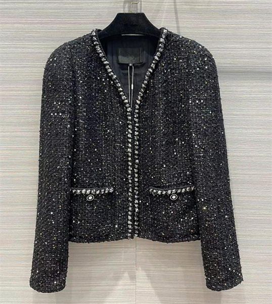 fur european and american women's wear spring 2022 new singlebreasted black vneck fashion fine button tweed coat
fur european and american women's wear spring 2022 new singlebreasted black vneck fashion fine button tweed coat