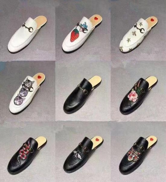 designer genuine leather loafers men women lace velvet slippers ladies casual mules metal buckle bees snake pattern slipon loafer1727061, Black
designer genuine leather loafers men women lace velvet slippers ladies casual mules metal buckle bees snake pattern slipon loafer1727061, Black