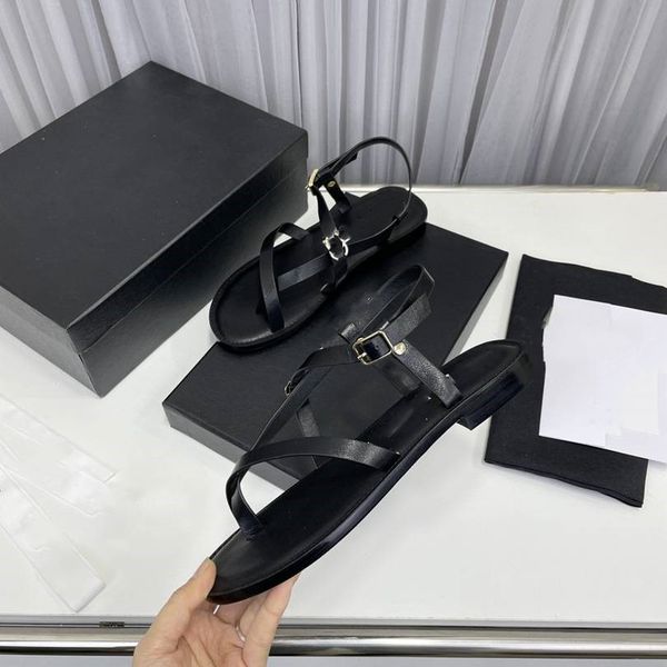 classic women's woven chain sandal designer fashion luxury elegant channel simple material flat shoes comfortable design gx5b, Black
classic women's woven chain sandal designer fashion luxury elegant channel simple material flat shoes comfortable design gx5b, Black