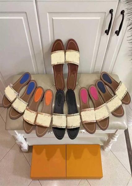 designer women slippers lock it sandals classics letters embroidered printing flat mules sandal floral slides summer lady luxury r3068796, Black
designer women slippers lock it sandals classics letters embroidered printing flat mules sandal floral slides summer lady luxury r3068796, Black