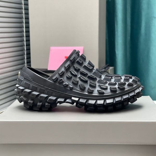 defender sneaker tire sandals retro tires semi trailer casual shoes chunky platform rubber thick sloe men fashion trainers triple black man
defender sneaker tire sandals retro tires semi trailer casual shoes chunky platform rubber thick sloe men fashion trainers triple black man
