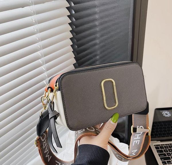 designer women bags new 2022 contrast color small square bag trend letter single shoulder messenger bags whole 20127cm2530177, Red;black
designer women bags new 2022 contrast color small square bag trend letter single shoulder messenger bags whole 20127cm2530177, Red;black