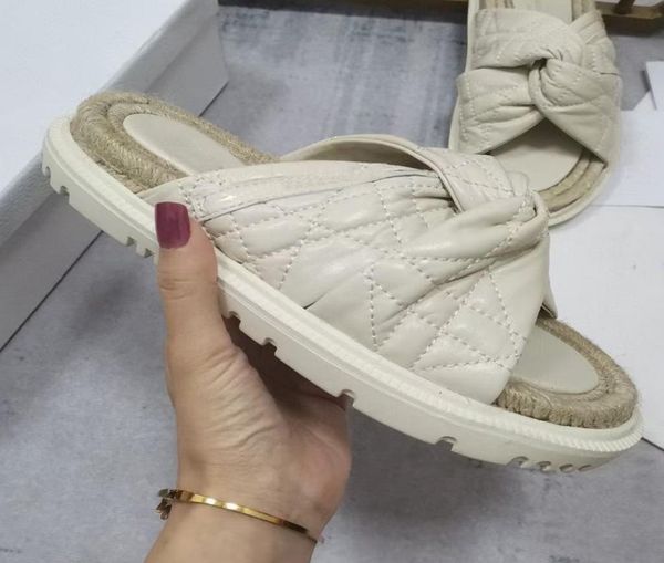 designer women sandals womens slides crystal calf leather casual shoes quilted platform summer beach slipper 35401wi6490043, Black
designer women sandals womens slides crystal calf leather casual shoes quilted platform summer beach slipper 35401wi6490043, Black