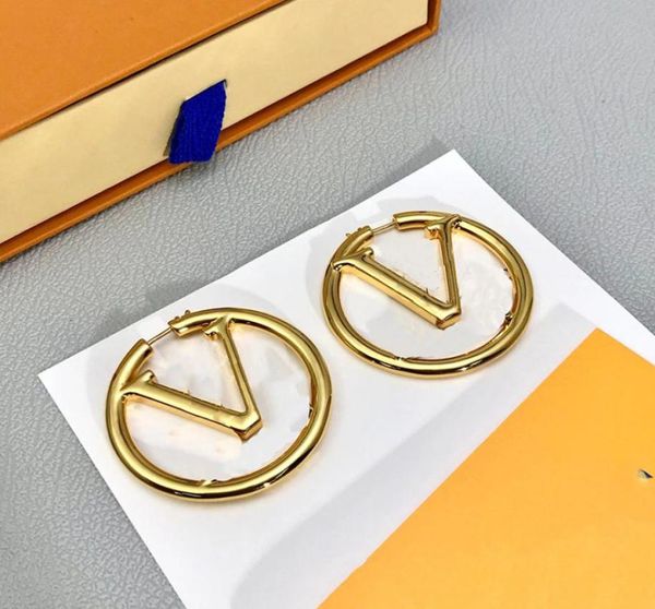 classic hoop earring fashion designer jewelry for womens golden stud luxury big circle earrings letters studs designers hoops 22052914306, Golden;silver
classic hoop earring fashion designer jewelry for womens golden stud luxury big circle earrings letters studs designers hoops 22052914306, Golden;silver