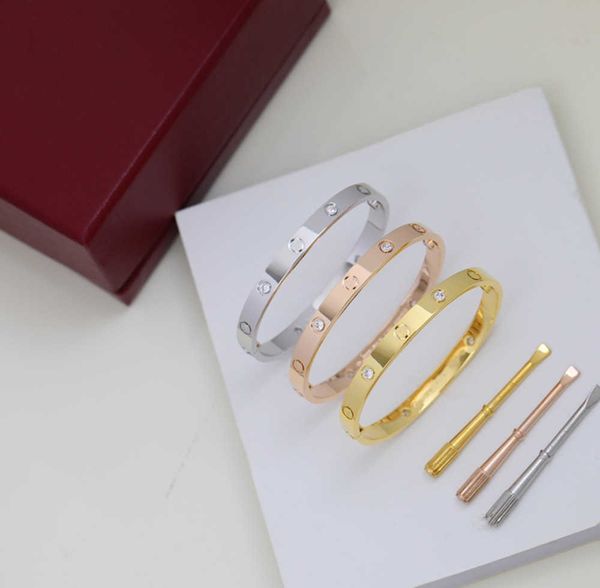 bangle womens gold diamonds bracelet mens personalised bangle designer jewelrys grade titanium alloy material sweat resistantes fade resista, Black
bangle womens gold diamonds bracelet mens personalised bangle designer jewelrys grade titanium alloy material sweat resistantes fade resista, Black