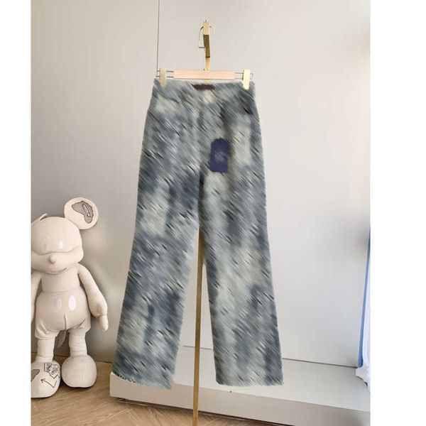 23ss womens pants denim jeans designer women jeans full logo relief three-dimensional tooling denim wide leg pants loose casual pants womens, Blue
23ss womens pants denim jeans designer women jeans full logo relief three-dimensional tooling denim wide leg pants loose casual pants womens, Blue