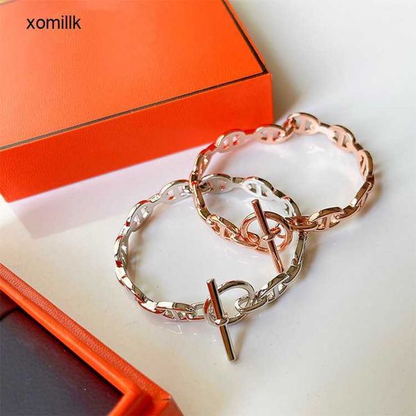 hermm designer bracelet new pig nose v gold smooth face bracelet women s elegant temperament small fresh love home same style aa162, Black
hermm designer bracelet new pig nose v gold smooth face bracelet women s elegant temperament small fresh love home same style aa162, Black