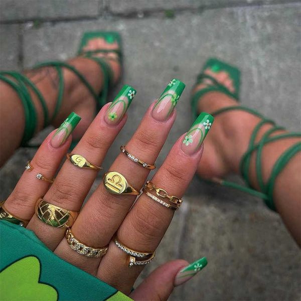 false nails 24pcs french green stick on nails fashion flower press on nails kit medium coffin false nail tip detachable travel wear nail j23, Red;gold
false nails 24pcs french green stick on nails fashion flower press on nails kit medium coffin false nail tip detachable travel wear nail j23, Red;gold