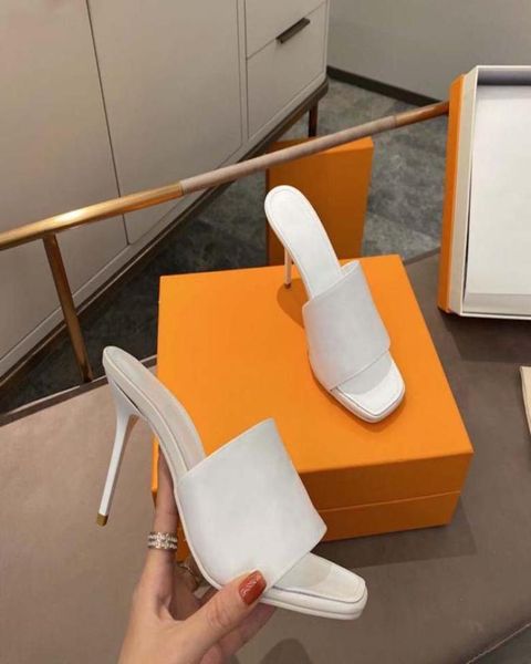 classics women shoes designer shoe sandals fashion beach thick bottom slippers alphabet lady sandals leather high heel shoes slide1276505, Black
classics women shoes designer shoe sandals fashion beach thick bottom slippers alphabet lady sandals leather high heel shoes slide1276505, Black