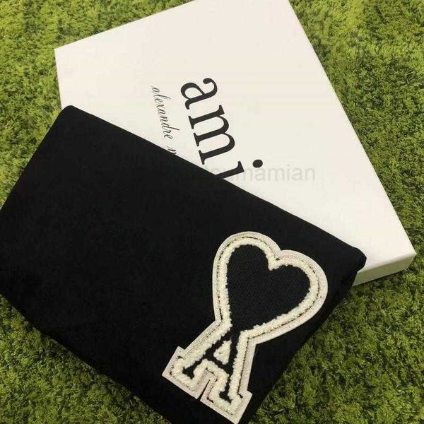 t shirts for men women sleeve amis correct spring/summer new big heart peach emblem embroidered round neck t-shirt short and couples 0m7n, White;black
t shirts for men women sleeve amis correct spring/summer new big heart peach emblem embroidered round neck t-shirt short and couples 0m7n, White;black