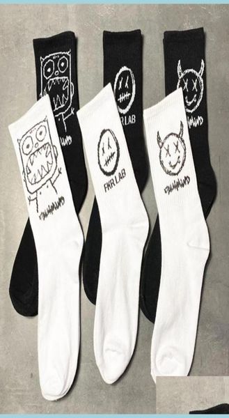 gaiters men socks japanese cotton cartoon pattern hip hop style breathable mid tube skateboard soft long sock for drop delivery 207644750, Black;blue
gaiters men socks japanese cotton cartoon pattern hip hop style breathable mid tube skateboard soft long sock for drop delivery 207644750, Black;blue