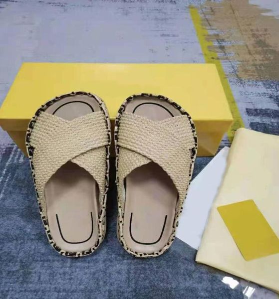 2021 summer beach beige lafite flat women039s slippers luxury fashion designer weaving style grass big cross sandals with box s9967648, Black
2021 summer beach beige lafite flat women039s slippers luxury fashion designer weaving style grass big cross sandals with box s9967648, Black