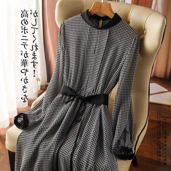 simple and elegant restrained high dress low glorious self made mulberry silk, Black;gray
simple and elegant restrained high dress low glorious self made mulberry silk, Black;gray