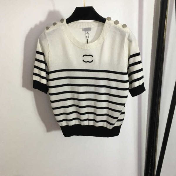 23ss womens designer clothing womens knits logo embroidery shoulder button bump color striped short sleeve sweater womens clothes a1, White
23ss womens designer clothing womens knits logo embroidery shoulder button bump color striped short sleeve sweater womens clothes a1, White