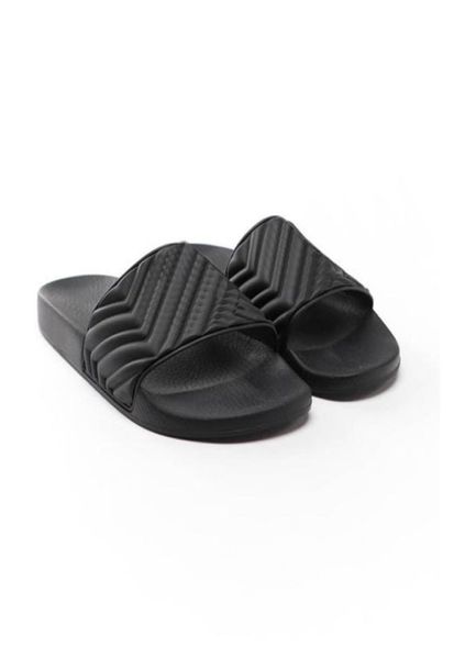 cruise 2020 mens womens black matelasse rubber slide sandals flat beach slippers molded rubber footbed4311809
cruise 2020 mens womens black matelasse rubber slide sandals flat beach slippers molded rubber footbed4311809