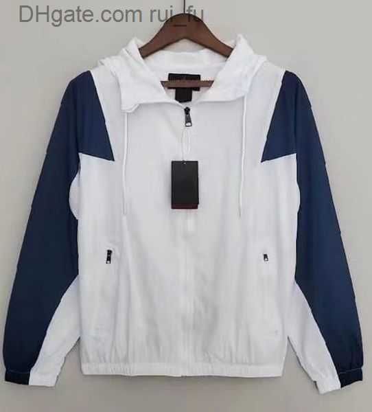 fashion mens designer jackets long sleeve windbreaker windrunner men full zipper wind breaker waterproof jacket hoodie trench coats clothes, Black;brown
fashion mens designer jackets long sleeve windbreaker windrunner men full zipper wind breaker waterproof jacket hoodie trench coats clothes, Black;brown