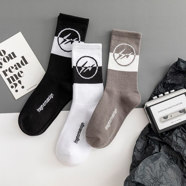 fashion brand athletic socks lightning joint men's and women's sports tide cotton socks
fashion brand athletic socks lightning joint men's and women's sports tide cotton socks