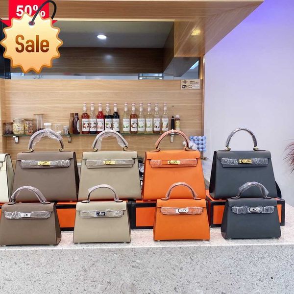2023 fashion purse designer bag women totes shoulder bags cowskin genuine leather handbag scarf charm with shoulders handbags straps and pac
2023 fashion purse designer bag women totes shoulder bags cowskin genuine leather handbag scarf charm with shoulders handbags straps and pac