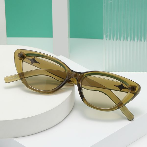 retro cat eyed small face sunglasses with four corners stars trendy street ps small red books the same style of sunglasses df 2116, White;black
retro cat eyed small face sunglasses with four corners stars trendy street ps small red books the same style of sunglasses df 2116, White;black