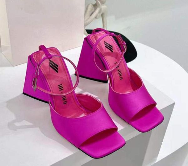 theatticothick satin triangular heel square toes slippers luxury designer sandals summer shoes 115mm dinner dress shoes women0394750708, Black
theatticothick satin triangular heel square toes slippers luxury designer sandals summer shoes 115mm dinner dress shoes women0394750708, Black