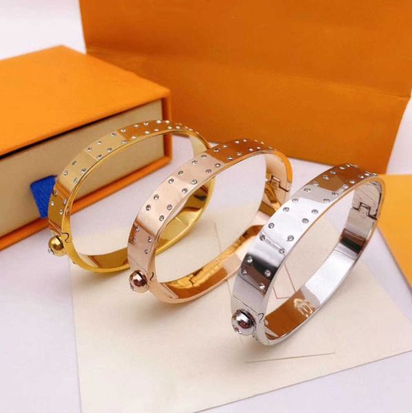 bangle diamond bracelet fashion bracelets for man woman jewelry 6 color box need extra cost with box motion current 23ess, Black
bangle diamond bracelet fashion bracelets for man woman jewelry 6 color box need extra cost with box motion current 23ess, Black