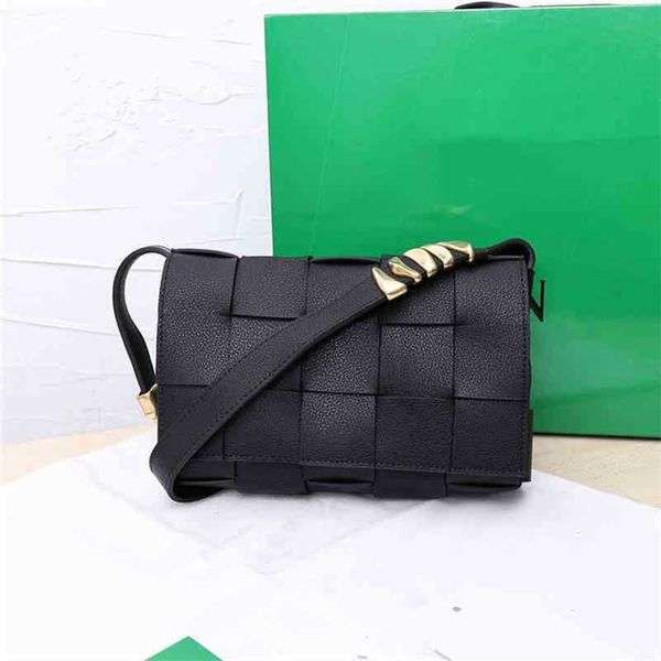 tote bag casette handbags venetas designer bottegas jodie divani metal buckle shoulder strap woven pillow single litchi pattern small square
tote bag casette handbags venetas designer bottegas jodie divani metal buckle shoulder strap woven pillow single litchi pattern small square