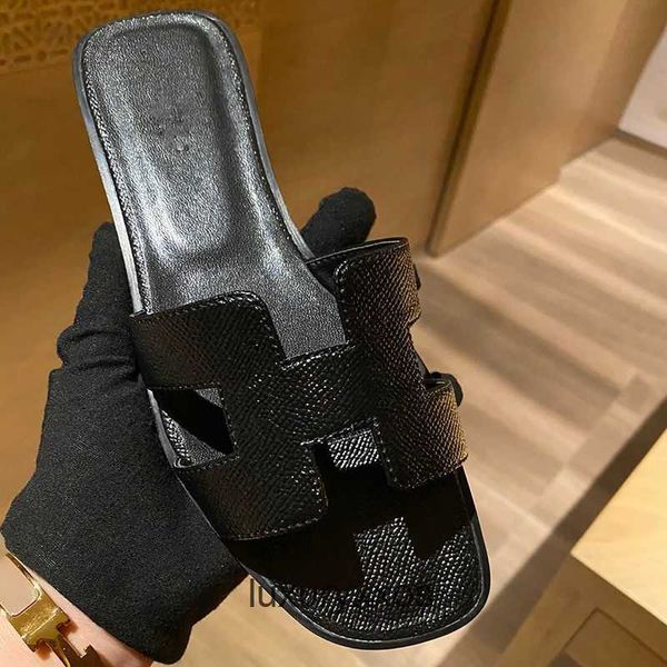 leather slide women's shoe 2023 slippers sandals designer beach fashion outwear sandal medium orans heel thick beach shoes ueoa
leather slide women's shoe 2023 slippers sandals designer beach fashion outwear sandal medium orans heel thick beach shoes ueoa