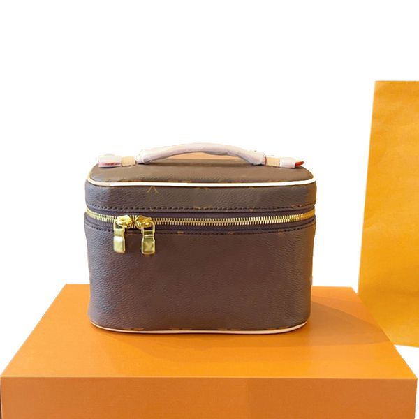 designers classic vanity hard box shoulder bags handbags france brand old flower genuine leather crossbody bag luxury designer women storage
designers classic vanity hard box shoulder bags handbags france brand old flower genuine leather crossbody bag luxury designer women storage
