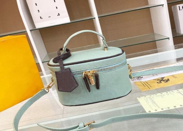 luxury cosmetic case women039s crossbody bag 2022 new lunch boxbag simple lipstick powder portable box storage handbag designe3612856
luxury cosmetic case women039s crossbody bag 2022 new lunch boxbag simple lipstick powder portable box storage handbag designe3612856