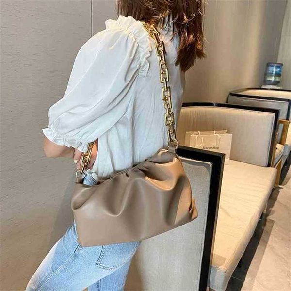 handbags designer venetas bottegas handbags bags venetas women korean chain 2023 hand version simple shoulder cloud dumpling bag
handbags designer venetas bottegas handbags bags venetas women korean chain 2023 hand version simple shoulder cloud dumpling bag