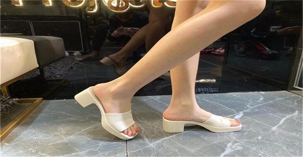 sa 2021 women designers flat slides sandals designer slippers high heels rubber slide summer embossed sandal platform slipper chu5237586, Black
sa 2021 women designers flat slides sandals designer slippers high heels rubber slide summer embossed sandal platform slipper chu5237586, Black