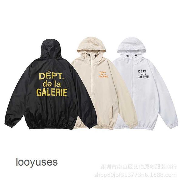 fashion mens jackets galleryes coats dept brand 2023 letter printed loose fitting quick drying clothes for men women's outdoor thin cyc, Black;brown
fashion mens jackets galleryes coats dept brand 2023 letter printed loose fitting quick drying clothes for men women's outdoor thin cyc, Black;brown