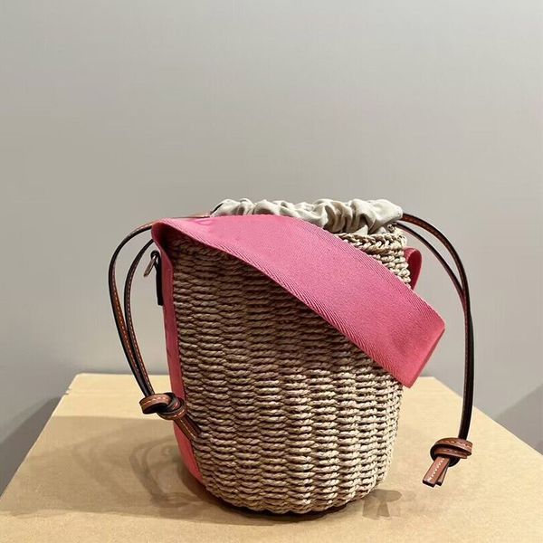 luxury designer woody the tote straw chole bag vacation summer travel women wallet shopping bags clutch crossbody fashion beach shoulder bag
luxury designer woody the tote straw chole bag vacation summer travel women wallet shopping bags clutch crossbody fashion beach shoulder bag