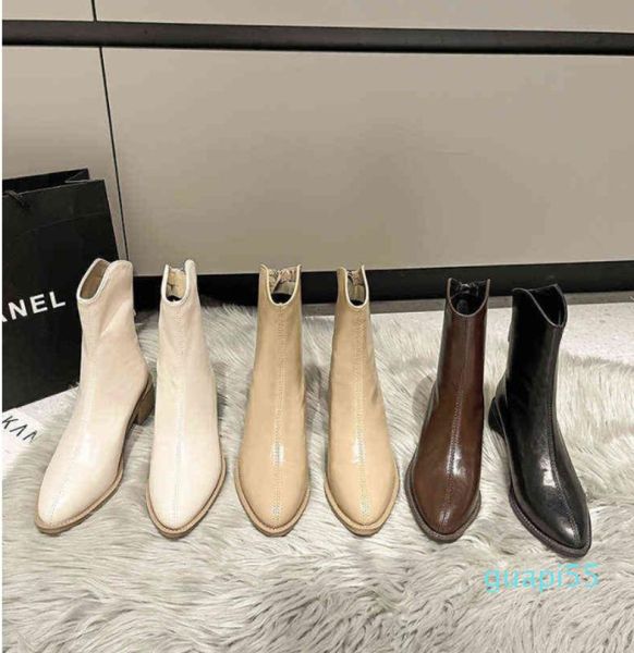 martin boots short boots new autumn pointed women 039s thick heel british style fashionable winter temperament middle heel9886061, Black
martin boots short boots new autumn pointed women 039s thick heel british style fashionable winter temperament middle heel9886061, Black