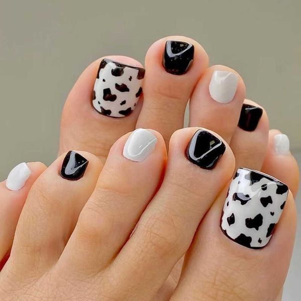 false nails false toenail presson cute style wearing nail art pattern removable nail stickers 24 pieces with glue products j230419, Red;gold
false nails false toenail presson cute style wearing nail art pattern removable nail stickers 24 pieces with glue products j230419, Red;gold