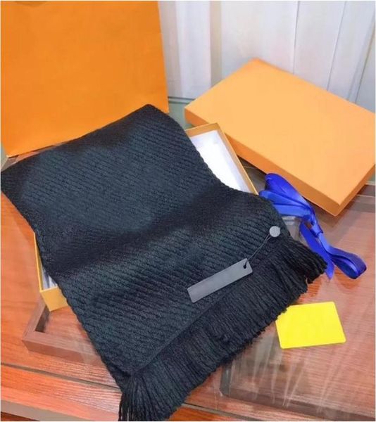 2022 wool scarves winter luxury cashmere scarf men women high end designer classic oversized big letter pattern pashmina shawl nec9014953, Blue;gray
2022 wool scarves winter luxury cashmere scarf men women high end designer classic oversized big letter pattern pashmina shawl nec9014953, Blue;gray