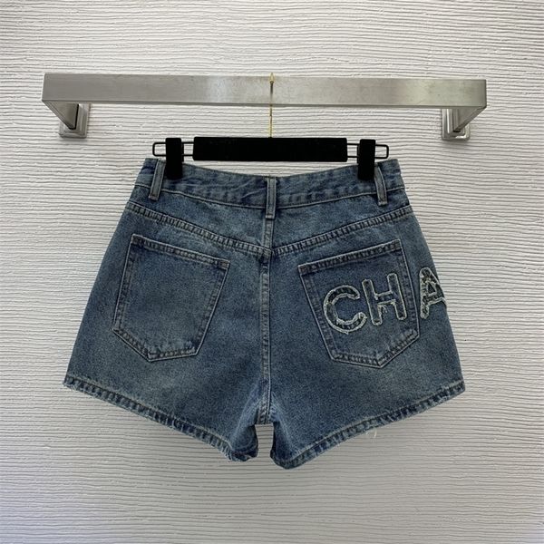 women's shorts light color denim shorts straight leg pant 's 2023 summer style slim and stylish casual l230419, White;black
women's shorts light color denim shorts straight leg pant 's 2023 summer style slim and stylish casual l230419, White;black