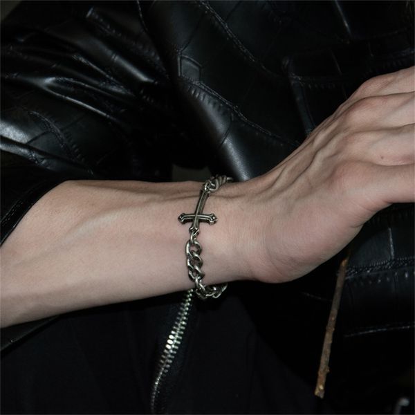 ins fashion handmade cuban chain cross bracelet niche design for men/women couples 925 sterling silver exquisite light luxury jewelry, Black
ins fashion handmade cuban chain cross bracelet niche design for men/women couples 925 sterling silver exquisite light luxury jewelry, Black