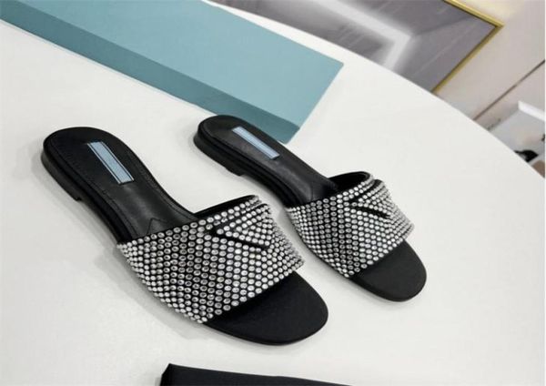 2022 spring new crystal diamond slippers iconic triangular logo square head highheeled women shoes designers women039s pe8619947, Black
2022 spring new crystal diamond slippers iconic triangular logo square head highheeled women shoes designers women039s pe8619947, Black