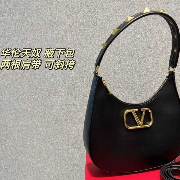 new designer evening bag classy the valentinoes configuration underarm same model big has high appearance and version yrgr lady purse
new designer evening bag classy the valentinoes configuration underarm same model big has high appearance and version yrgr lady purse