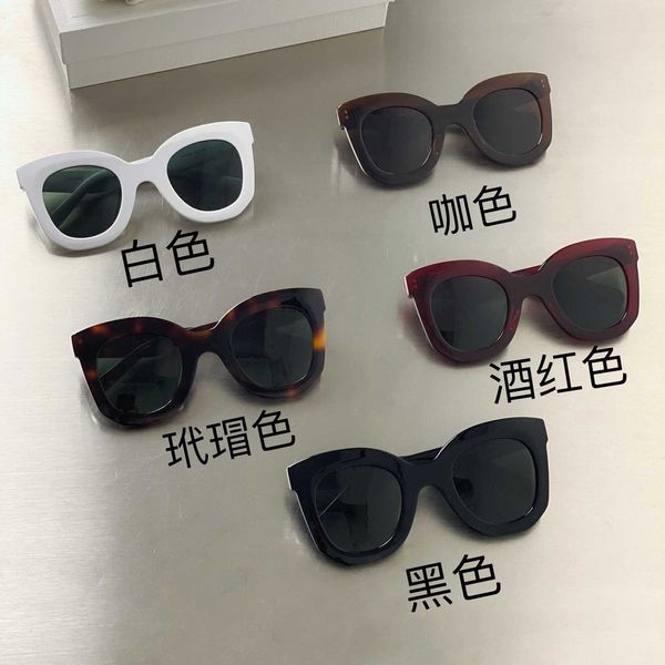 2023 new french polarized large frame sunglasses for women summer tortoise round face slim sunglasses celin4005, White;black
2023 new french polarized large frame sunglasses for women summer tortoise round face slim sunglasses celin4005, White;black